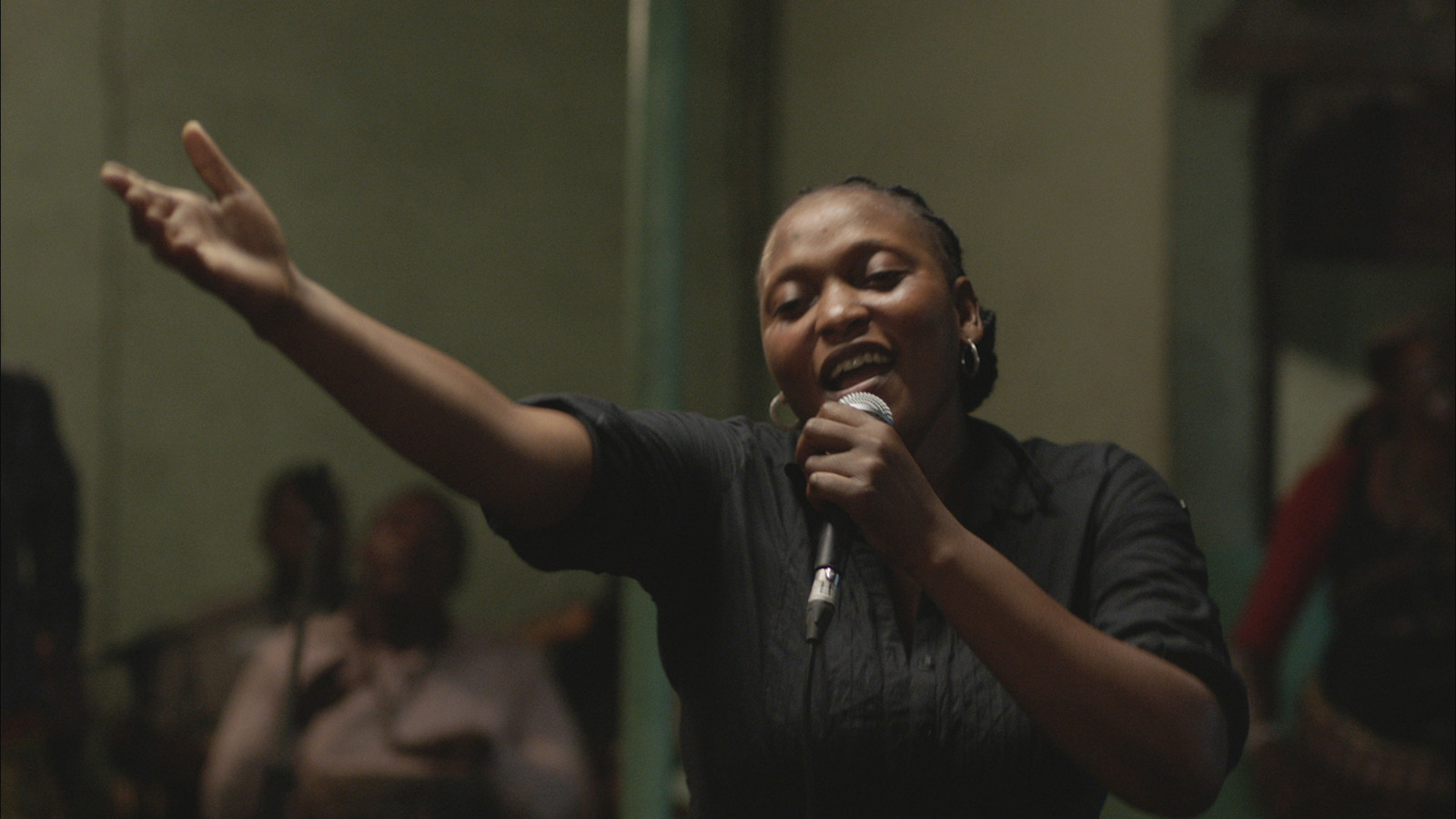 Véro Tshanda Beya dans "Félicité"